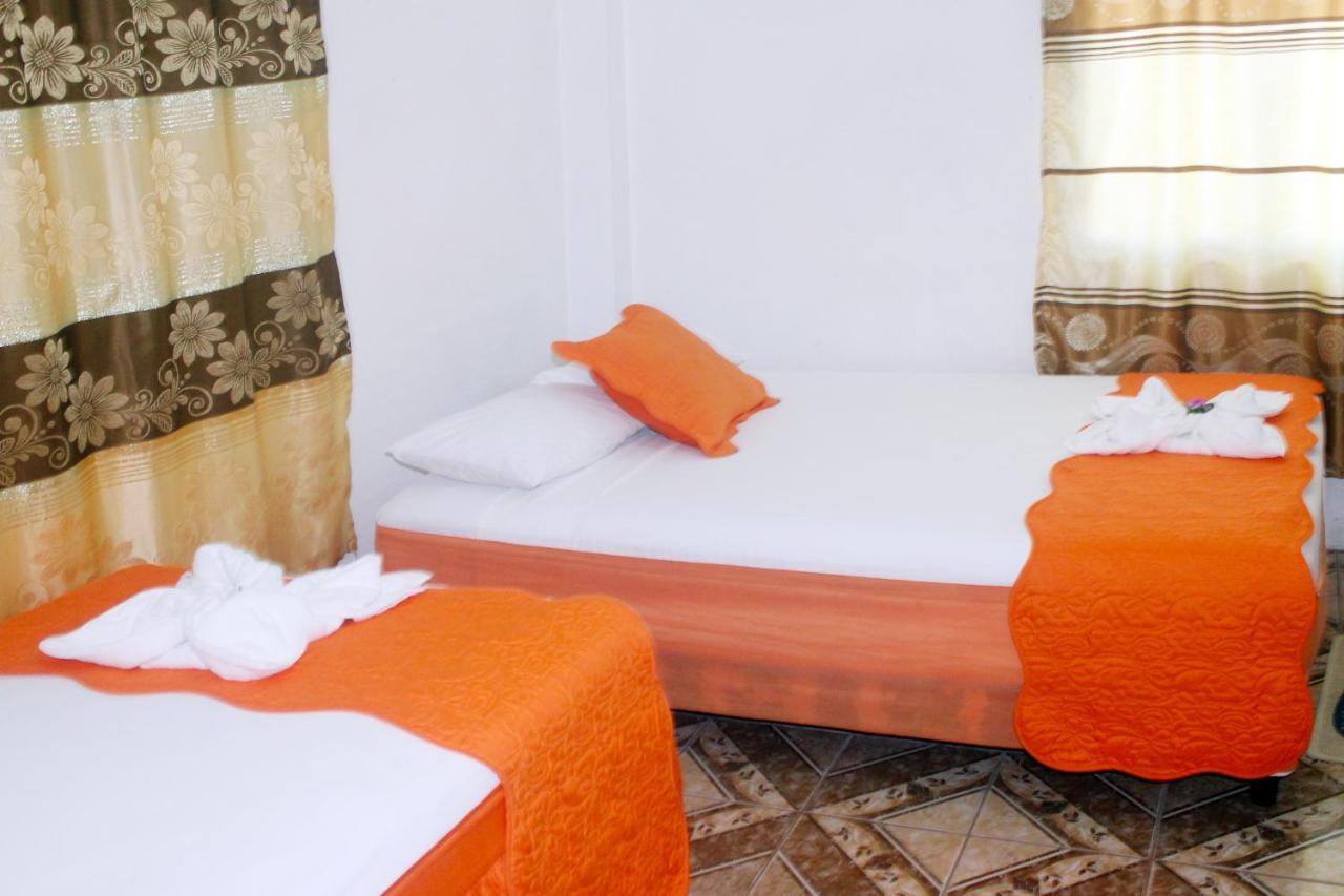 Cielo Azul Galápagos Hotel Puerto Villamil Kültér fotó