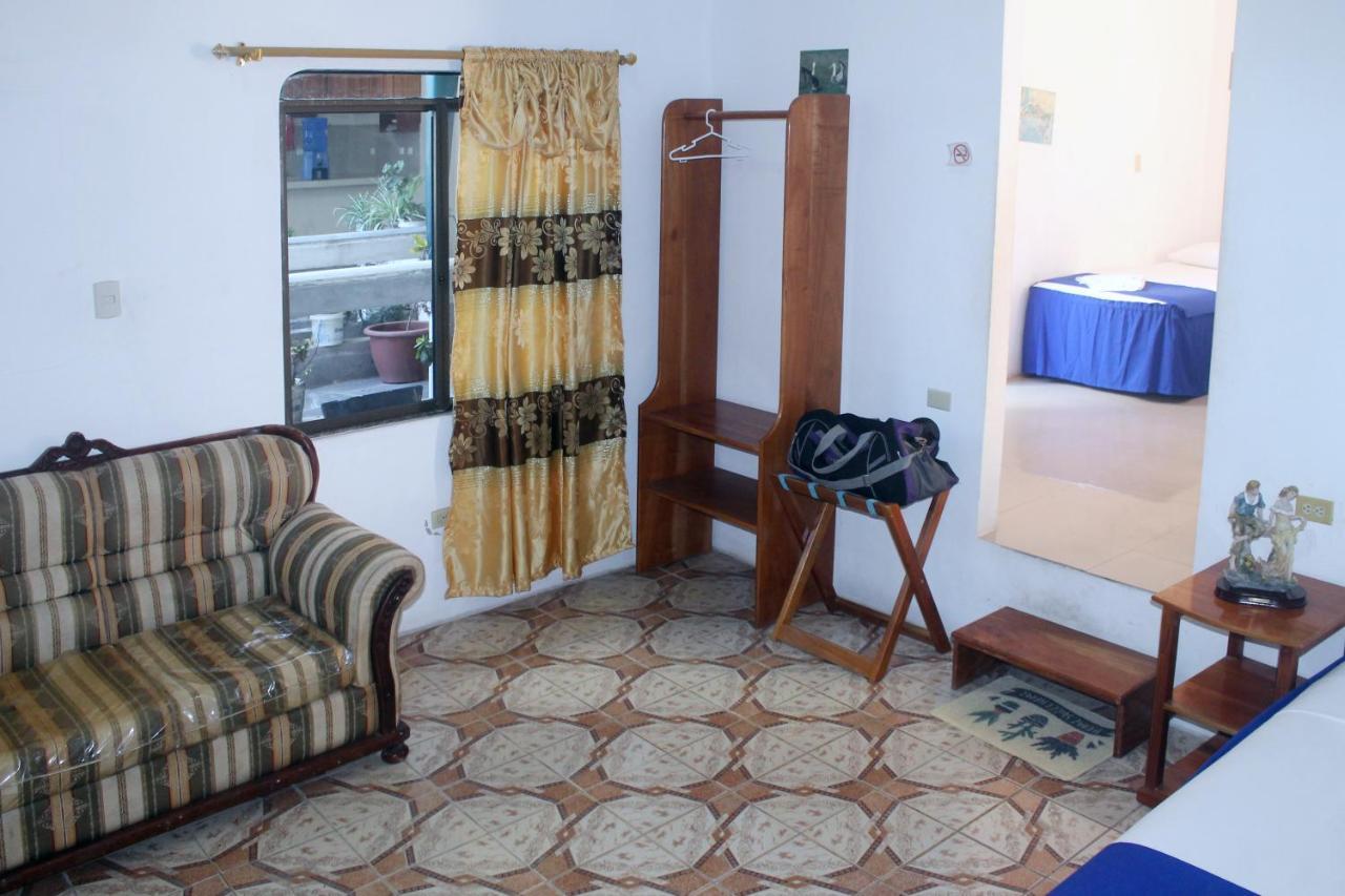 Cielo Azul Galápagos Hotel Puerto Villamil Kültér fotó